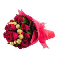 Deliver Deepawali Gifts to India. 16 pcs Ferrero Rocher 24 Red Roses Bouquet India for Durga Puja