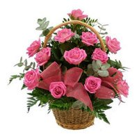 Send Father's Day flowers in India that includes Pink Roses Basket of 12 Flowers in India