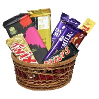 Deliver Gifts. Send Hamper of Delight Chocolate to India