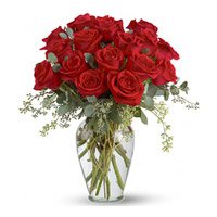 New Born Flowers to India. Send Red Roses in Vase 18 Flowers to Mumbai