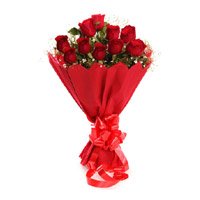 Wedding Flowers in India consist of Red Rose Bouquet in Crepe 10 Flowers