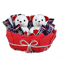 Online Delivery of Father's Day Gifts in India. 20 Red Roses 80 Pcs Ferrero Rocher Chocolate Bouquet in India